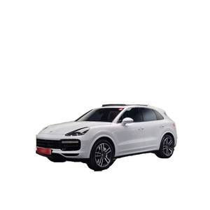 Para Porsche Cayenne 4.0 Turbo Modelo Agosto 2023 con 56,915 km, Volante a la Izquierda, Asientos de Cuero, Cámara Trasera - Product Image 1
