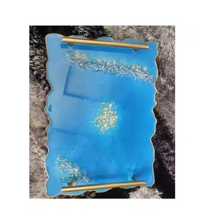 Compre un Juego de Posavasos y Bandeja de Servicio de Resina Hechos a Mano, Ecológicos, Duraderos, Seguros, de Estilo Moderno, para Bodas Reales, Fiestas, Comida, Decorativos - Product Image 1