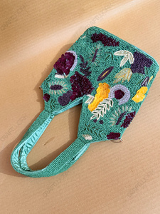 Sac à bandoulière perlé fait main en gros pour femmes, sac à main de luxe brodé, sac de soirée de créateur personnalisé OEM, fabrication sur mesure - Product Image 2