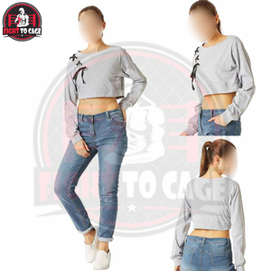 Haut court gris à manches longues pour femme, style automne, avec détail épaules croisées en dentelle, tricoté, coupe ajustée, col rond, pull court - Product Image 6