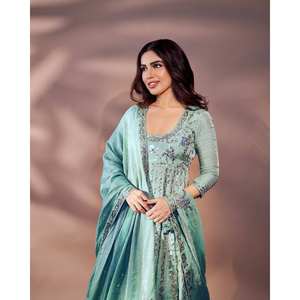 Robe trapèze faite main en organza brodé de fleurs, tenue de soirée avec bas de robe et dupatta, taille XL - Product Image 2