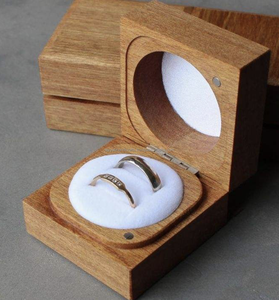 Vente chaude personnalisé boîte à bagues en bois élégant fiançailles mariage porte-bague proposition fabriqué à la main 3 pouces Tayyab artisanat bijoux - Product Image 6