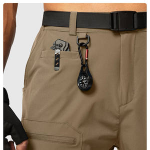 Pantalones cortos ligeros personalizados para hombre, de secado rápido, con bolsillos con cremallera, para actividades al aire libre, gimnasio, trabajo, fitness, correr y senderismo. - Product Image 3