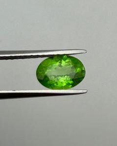 Pierre précieuse naturelle de tsavorite grenat, taille ovale, verte, 2,95 carats, pierre non montée pour la fabrication de bijoux - Product Image 3