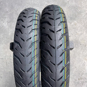 Pneu de scooter KUMA K279, caoutchouc de haute qualité, style sportif, stabilité améliorée, longue durée de vie, contrôle fluide et sûr. - Product Image 1