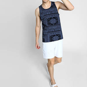 Camiseta sin mangas para hombre, de secado rápido, transpirable, ligera, con estampado por sublimación, de poliéster, para correr, ajuste muscular, chaleco deportivo sin mangas. - Product Image 4