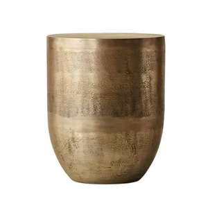 Mesa Auxiliar Estilo Americano con Tapa de Mármol y Estructura Metálica Resistente, Mesas Auxiliares para Decoración de Interiores y Exteriores - Product Image 2