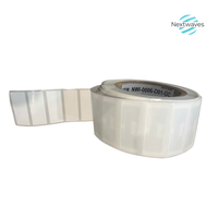 Étiquette autocollante de contrôle d'accès RFID UHF Nextwaves, taille de l'étiquette 45x20mm, antenne 42x16mm, puce 860-960 MHz, étanche, fabriqué au Vietnam