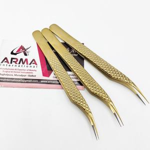 แหนบต่อขนตาปลายไฟเบอร์ พลาสมาโกลด์ ดอลฟิน  ทดสอบด้วยมือ จับถนัดมือ แข็งแรง ทนทาน พร้อมโลโก้ - Product Image 3