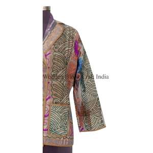 Veste en coton Kantha brodée à la main indienne, motif imprimé au bloc, respirante, écologique, pour l'hiver, l'automne et l'été, vente en gros - Product Image 6