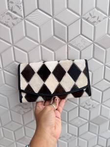Pochette de créateur en cuir de vachette à poils, portefeuille de poignet, en promotion - Product Image 2