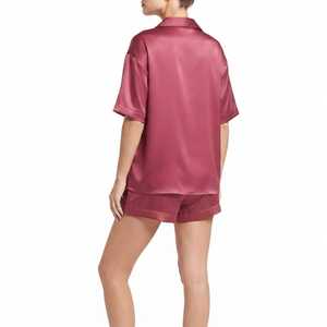 Ensemble de vêtements de nuit en satin de soie respirant pour femmes, avec chemise à manches courtes et short assorti, pyjama deux pièces - Product Image 2