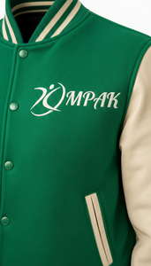 Veste universitaire de style américain haut de gamme pour l'hiver, à capuche, chauffante, en tissu polaire écologique, avec impression par sublimation et logo frontal - Product Image 4