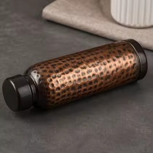 Copper Water Bottle Minimalist Design Portable Travel Flask With Lid Pure copper water bottle Eco-friendly <b>drinkware</b> - Product Image 2