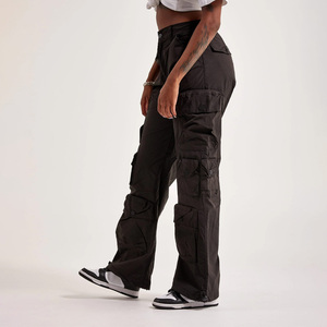 Pantalon coupe-vent athlétique personnalisé, léger, pour entraînement en extérieur, fournisseur en gros Pakistan, export OEM - Product Image 3