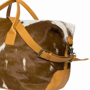 Bolsa de Viaje de Cuero Vacuno con Pelo Natural, Unisex, Grande, para Fin de Semana, en Dos Colores - Product Image 2