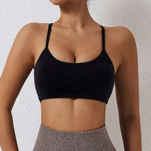 Soutien-gorge de sport blanc pour femme à col rond, bretelles spaghetti, maintien léger, sans coutures, idéal pour la gym - Product Image 3