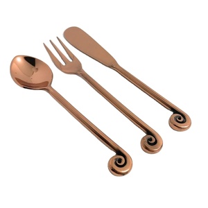 Juego de cubiertos decorativos de oro rosa, 3 piezas, tenedor, cuchillo y cuchara de acero inoxidable, juegos de cubiertos premium para fiestas, decoración de aniversario - Product Image 1