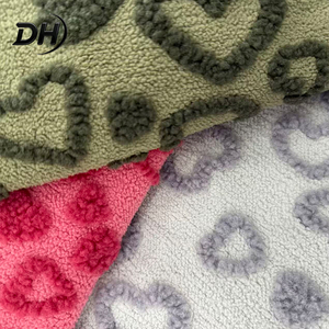 Tissu polaire doux et durable 100 % polyester à motif cœur, directement de l'usine, pour doublure de chaussures - Product Image 1
