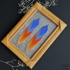 Pendientes colgantes de cuentas violeta y naranja, elegantes y brillantes, ideales para fiestas. - Product Image 6
