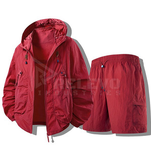 Conjunto Deportivo Unisex Transpirable con Capucha, Chaqueta Cortavientos con Cierre Completo, Pantalones Cortos Cargo con Cordón y Bolsillos, Ropa Urbana de Verano - Product Image 2
