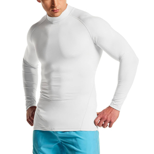 Rashguard de haute qualité, rashguard personnalisé pour hommes en gros, fabriqué au Pakistan, fabrication de rashguards - Product Image 3