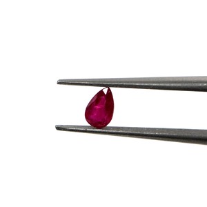 Rubíes naturales sin tratar de Mozambique, calibrados en forma de pera de 4x6 mm, piedras preciosas de rubí facetadas naturales sueltas para la fabricación de joyas, listas para usar. - Product Image 2