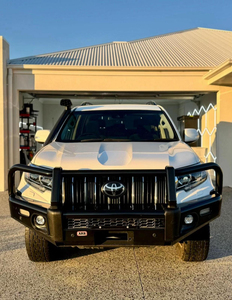 โตโยต้า แลนด์ ครุยเซอร์ ปราโด ปี 2021 รถ SUV ไฮบริด ดีเซล ใช้เชื้อเพลิงน้ำมันเบนซิน เครื่องยนต์ 4 ลิตร เกียร์อัตโนมัติ/ธรรมดา ขนาดยาง R17 เบาะหนัง - Product Image 4