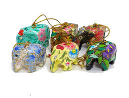 Adorno Colgante de Elefante Hecho a Mano con Cuentas Coloridas y Detalles de Cristal, Decoración de Lujo, Tamaño Mediano - Product Image 2