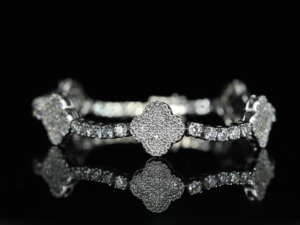 S925 Silver Moissanite 4mm <b>Clover</b> European and American Cross-border Bestseller Hip-hop Tennis <b>Bracelet</b> High-end Texture - Product Image 2