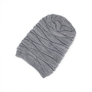 Gorro de Invierno Moderno Personalizado al por Mayor, Gorro Holgado y Cálido con Forro de Felpa Coral Tejido en Relieve para Hombre y Mujer - Product Image 6