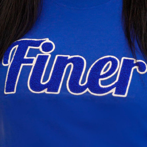 เสื้อยืดเชนิลสีน้ำเงิน Finer Zeta Phi Beta สำหรับผู้หญิง ปักลายตัวอักษรสมาคมพี่น้องกรีก เสื้อยืดลำลอง - Product Image 4