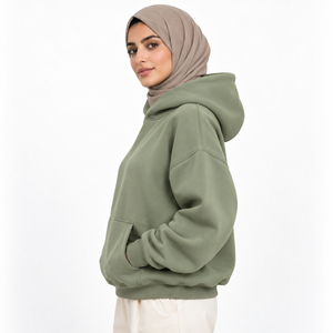 High Quality <b>Women</b> Oversize <b>Hoodie</b> Features Durable Material Relaxed Shape And <b>Soft</b> Feel For Modern Streetwear And Daily Outfits - Product Image 4