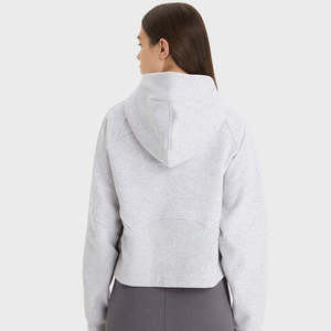 Sweat à capuche en molleton épais pour femme, personnalisé avec logo brodé, pour la vente en gros aux détaillants de streetwear américains - Product Image 6