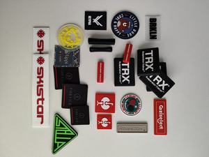 Patch en caoutchouc PVC souple 3D, badge en silicone personnalisé en relief, patch adhésif à transfert thermique pour vêtements, chaussures, sacs, habillement - Product Image 6