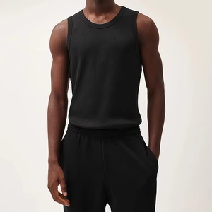 Débardeur tricoté noir sans manches à col rond pour homme – Style décontracté uni - Product Image 2