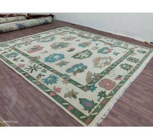 Tapis Oushak en laine noué à la main, motif floral pastel, ivoire et sauge, pour salon, textile de maison, grand tapis. - Product Image 1