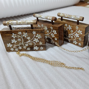 Bolso de mano con diseño de hoja con incrustaciones de madreperla de madera Monedero con asa de nácar Regalos árabes Bolso de viaje para mujer árabe - Product Image 1