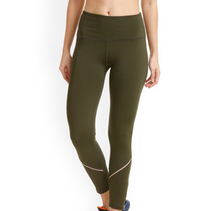 Leggings femme de bonne qualité, logo personnalisé, leggings femme en stock, leggings de yoga à prix raisonnable - Product Image 1