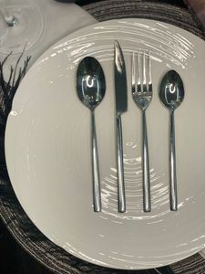 Gold Plated Metal Spoon Fork And Knife 4 Pcs Stainless Steel Cutlery Sets Dishwasher Safe <b>Thin</b> Style Flatware For Wedding Decor - Product Image 3