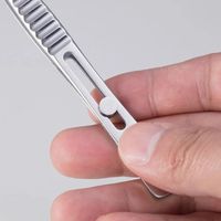 Pince de positionnement pour piercing corporel, pince hémostatique, pince de maintien nasal