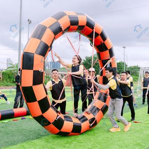 Equipo de Ruedas Inflables para Team Building Vietnam: Garantía de Seguridad en el Transporte, Todas las Estaciones, Inflable Thuy Linh, Fácil de Instalar, PVC - Product Image 2