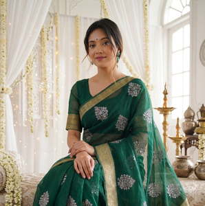 <b>Green</b> <b>Silk</b> Floor-Length Saree Floral Embroidery Gold Border Sun Protection for Women Traditional Wedding Wear India Pakistan - Product Image 2