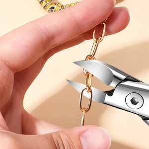 ที่ตัดเล็บสแตนเลสหนา 1 ชิ้น ป้องกันการกระเด็น ตัดเล็บปลอมได้อย่างมืออาชีพ ทนทาน ใช้สำหรับทำเล็บมือและเล็บเท้า - Product Image 5