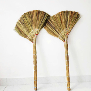 Balai à main en herbe naturelle écologique à poils doux pour usage domestique, balai en herbe asiatique authentique fait à la main par Eco2go Vietnam - Product Image 5