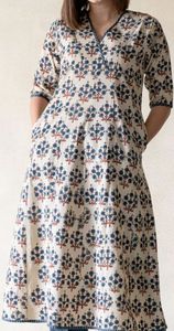 <b>Women</b> Floral Printed Cotton <b>Kurta</b> Trousers Set Regular Fit Knee Length Casual Wear Quick Dry Traditional India Pakistan Design - Product Image 3