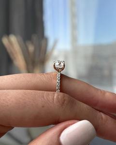 Anillo de compromiso AFAR Jewels de plata de ley chapado en oro con moissanita de corte cojín y halo, para fiestas y bodas, engaste de púas - Product Image 6