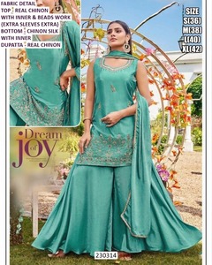 Conjunto Tradicional de Fiesta Diwali Ziya Lilac Grace Fendy, Largo hasta el Suelo - Product Image 5