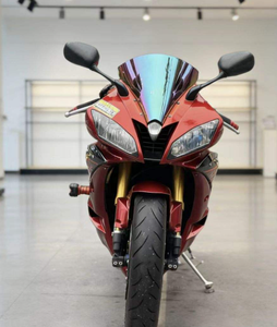 Motocicleta Deportiva de Carreras Yamaha YZF R6 de 600cc, 4 Tiempos, de Gasolina, con Arranque Eléctrico y Velocidad Máxima de 180 km/h, Venta Original - Product Image 4
