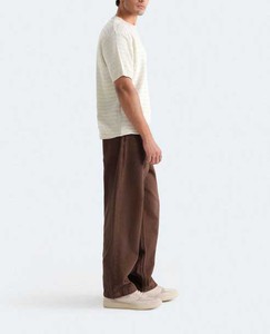 เสื้อยืดผู้ชายคุณภาพสูง ผลิตในปากีสถาน ทรงหลวม ผ้าถักเนื้อนุ่ม คุณภาพสูง รับผลิตแบบ OEM พร้อมสกรีนโลโก้ เสื้อยืดคอกลมผู้ชายเนื้อผ้ามีเท็กซ์เจอร์ - Product Image 4